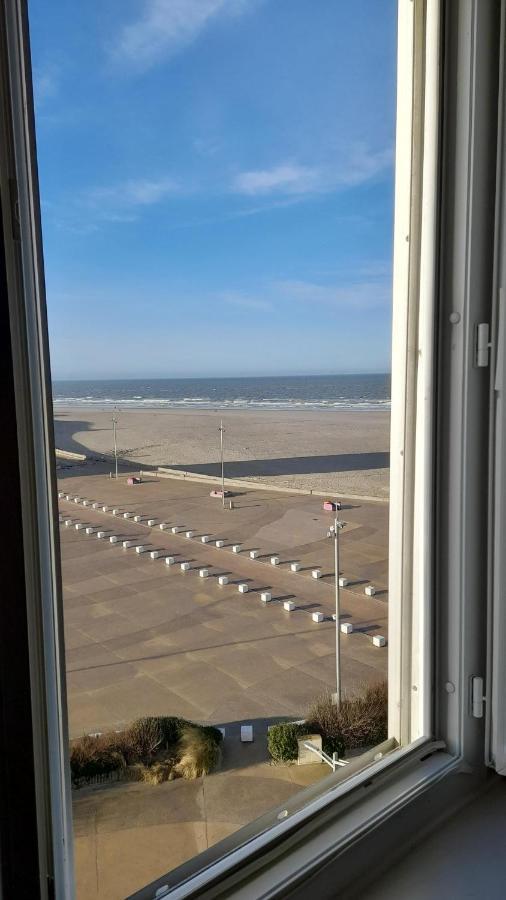 Berck: Front De Mer Avec Vue Sur La Plage Buitenkant foto